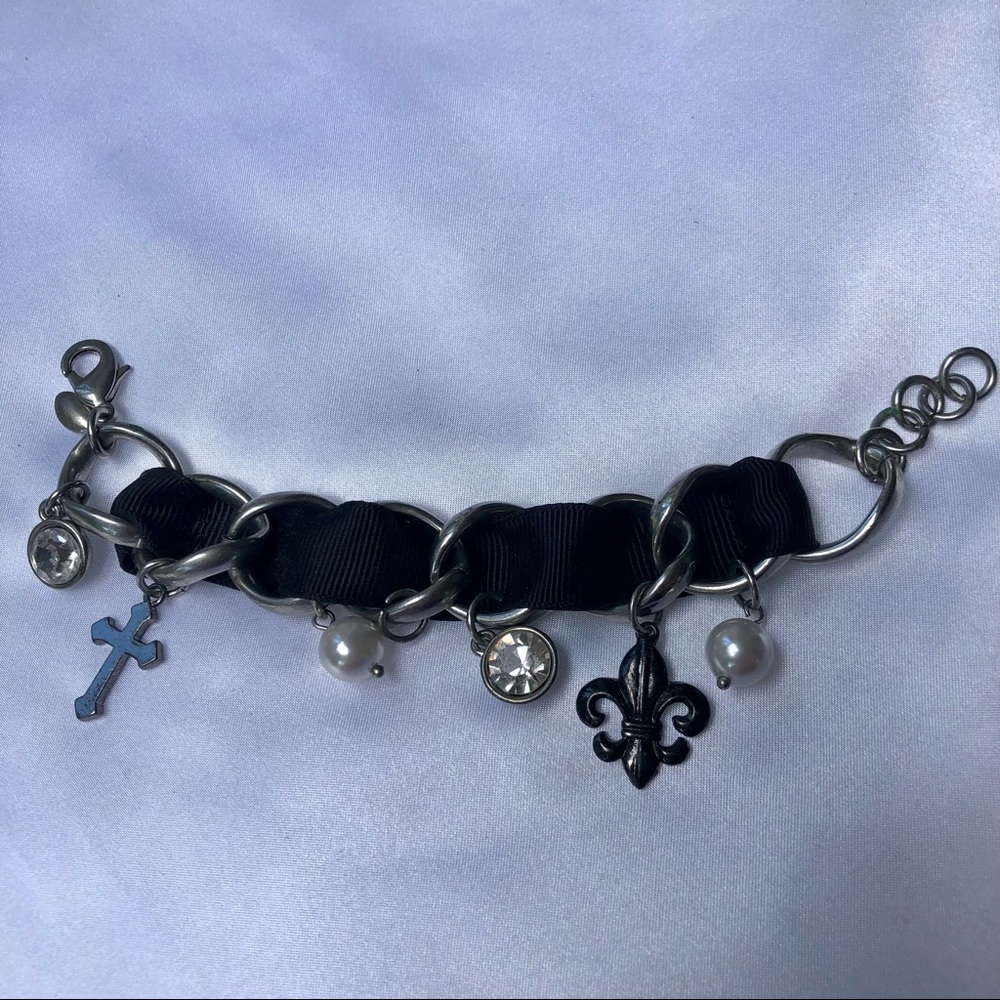 Guess charm bracelet